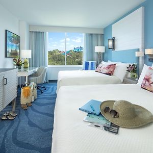 Lagoon View Room Two Queen Beds Includes Early Park Admission*